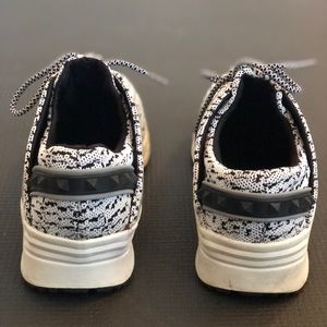 Madden Girl athletic shoes never worn